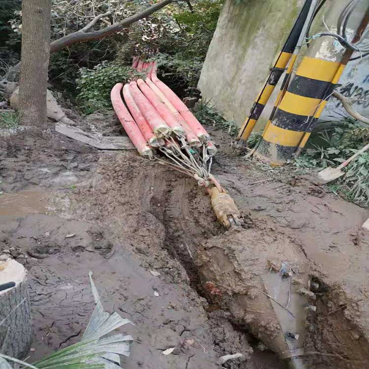 岳阳铁矿拖拉管